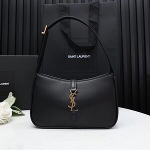 💎 YSL 💎LE 5 À 7 HOBO BAG IN SMOOTH LEATHER NOIR
